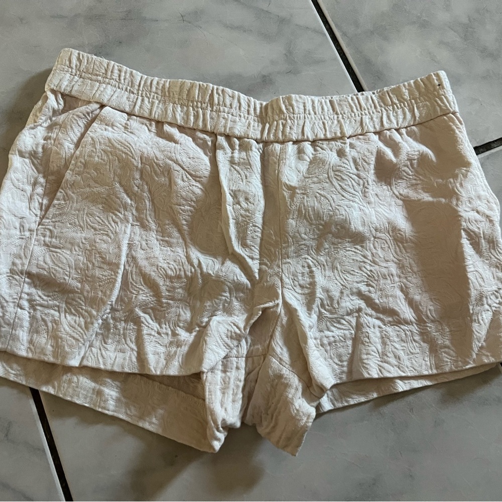 J crew size 8 shorts (worn only once)